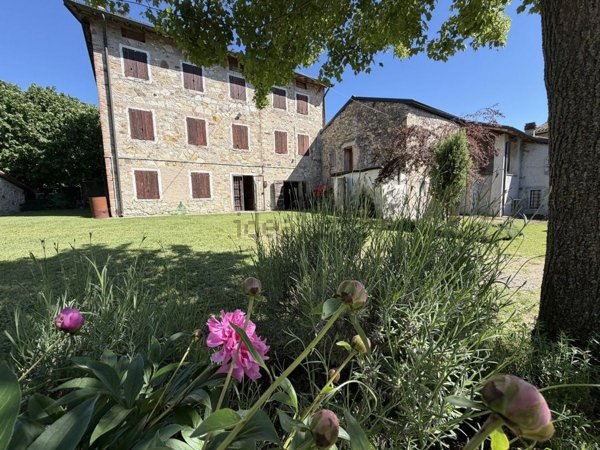 pentavano in vendita a Scandiano in zona Rondinara