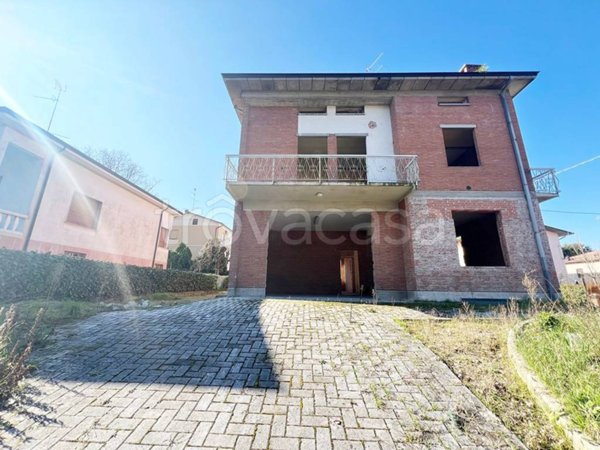 casa indipendente in vendita a Scandiano