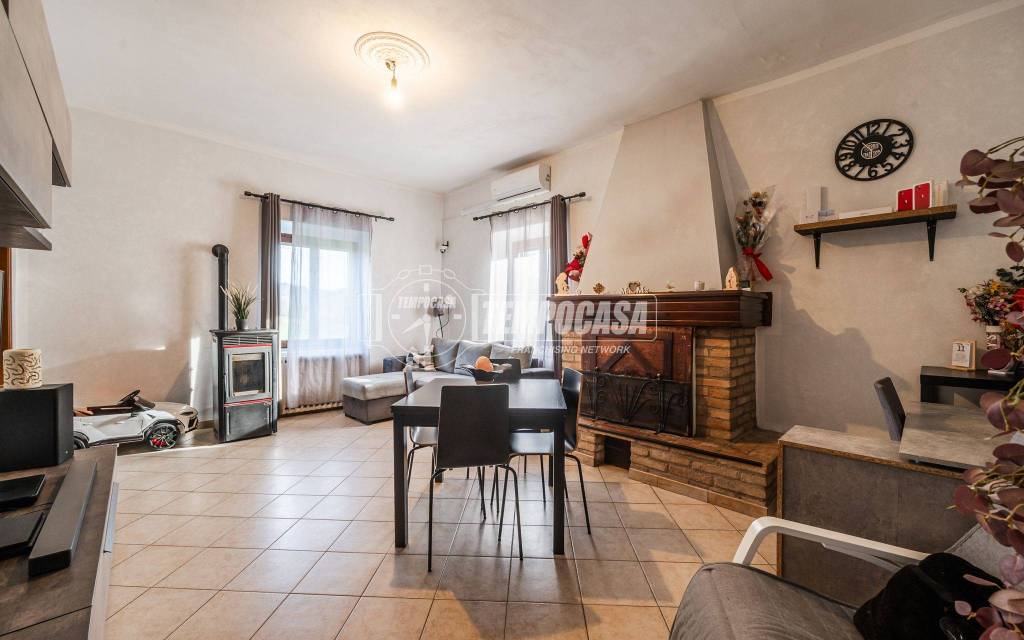 appartamento in vendita a Scandiano in zona Rondinara