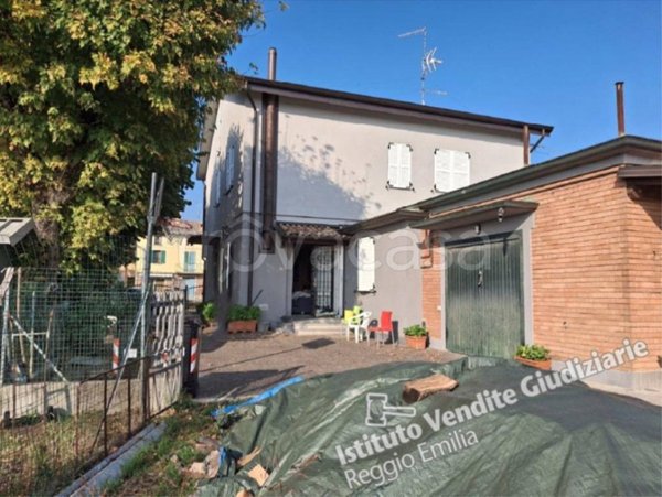 appartamento in vendita a Scandiano in zona Pratissolo