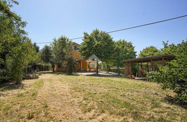 casa indipendente in vendita a Scandiano in zona Chiozza
