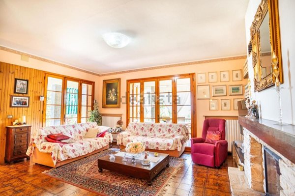 casa indipendente in vendita a Scandiano in zona Ca' de' Caroli