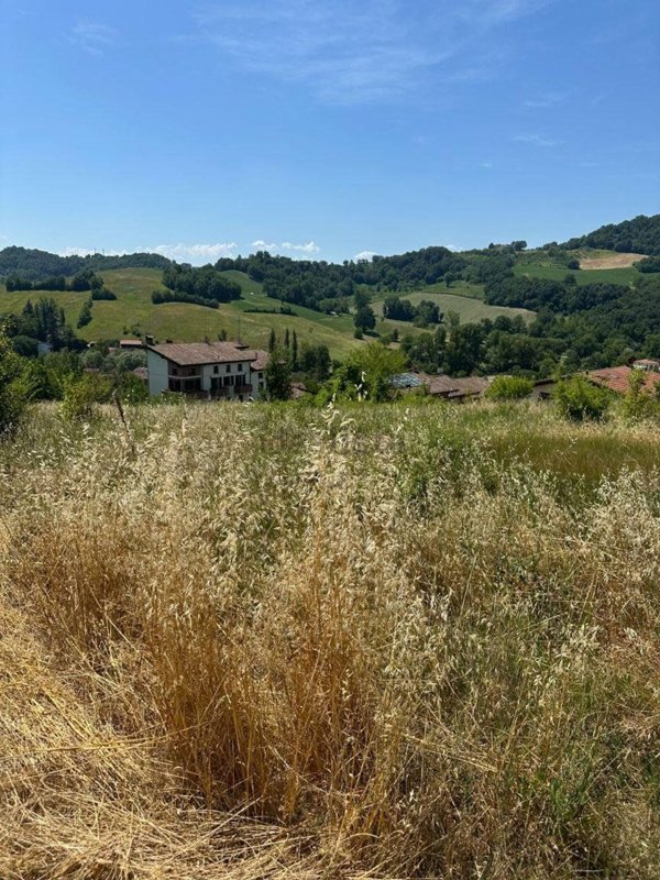 terreno edificabile in vendita a Scandiano in zona Rondinara