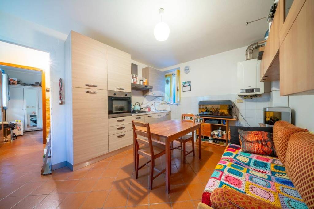 appartamento in vendita a Scandiano in zona Ca' de' Caroli