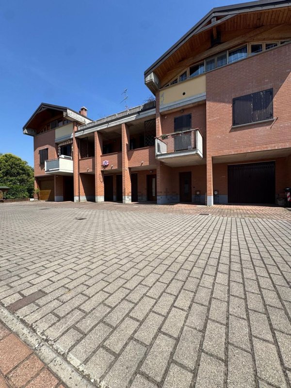 casa indipendente in vendita a Scandiano in zona Bosco