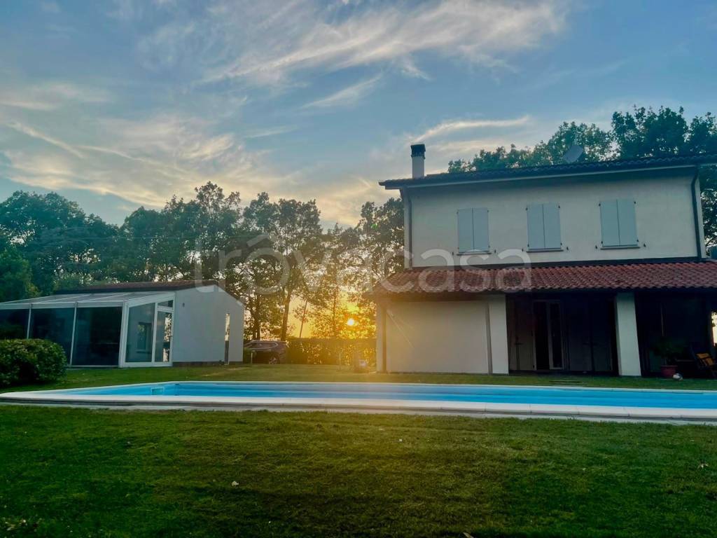casa indipendente in vendita a Scandiano in zona Ventoso