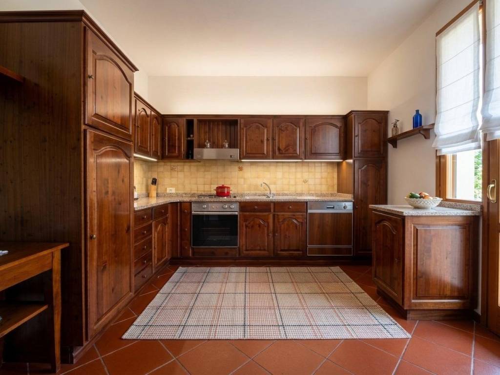 casa indipendente in vendita a Scandiano in zona Iano