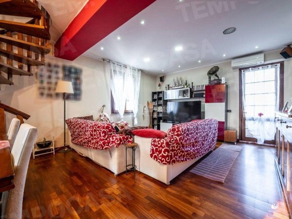 appartamento in vendita a Scandiano in zona Ca' de' Caroli