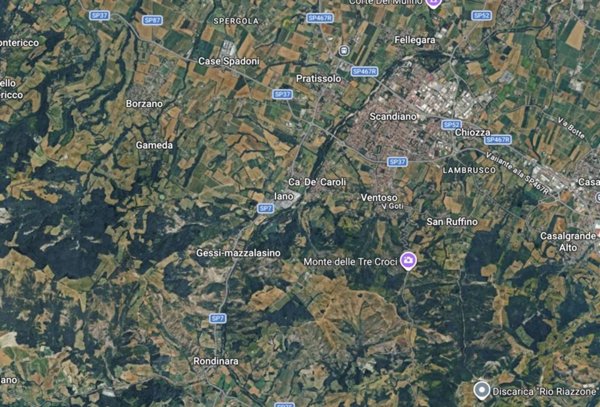casa indipendente in vendita a Scandiano in zona Rondinara