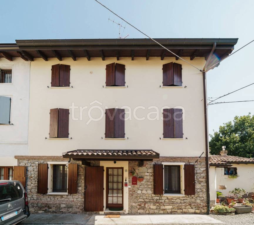 casa indipendente in vendita a Scandiano in zona San Ruffino