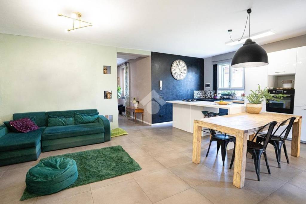 casa indipendente in vendita a Scandiano
