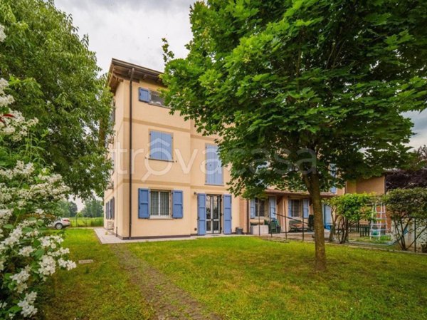 appartamento in vendita a Scandiano in zona Pratissolo
