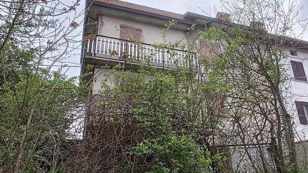 appartamento in vendita a Toano in zona Corneto