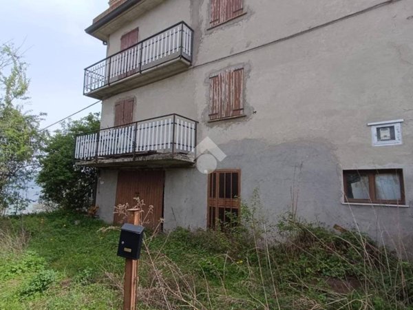 appartamento in vendita a Toano in zona Cavola