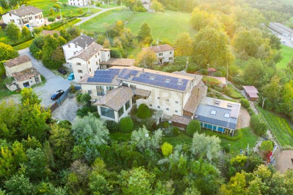 casa indipendente in vendita a Toano