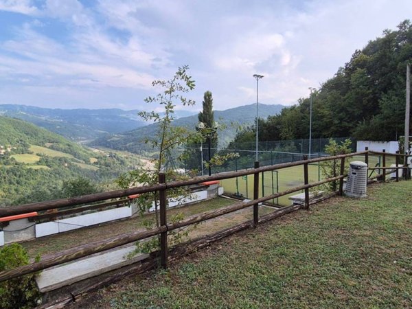 negozio in vendita a Toano