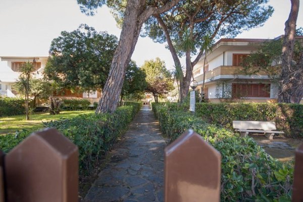 casa indipendente in vendita a Toano in zona Massa
