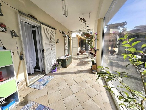 appartamento in vendita a Toano in zona Massa