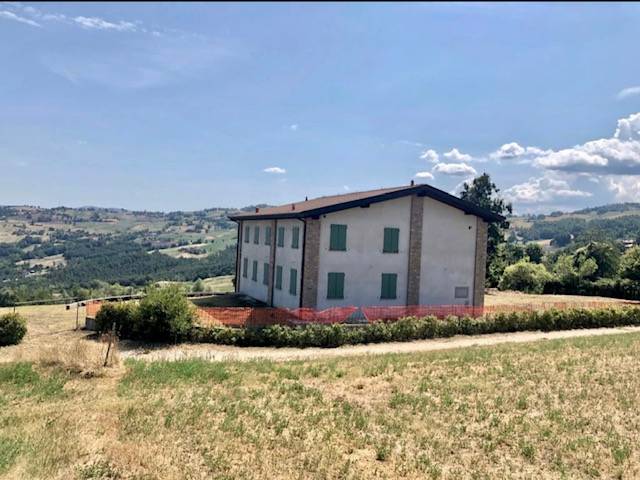 casa indipendente in vendita a Toano in zona Manno