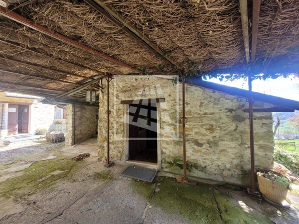 casa indipendente in vendita a Toano in zona Monzone
