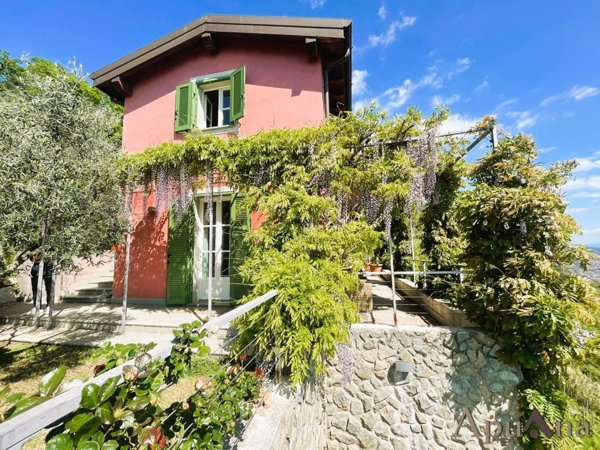 casa indipendente in vendita a Toano in zona Massa