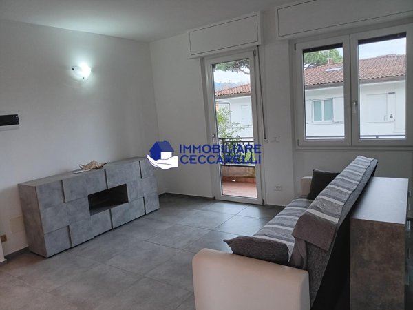 appartamento in vendita a Toano in zona Massa