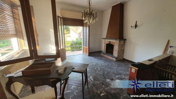 appartamento in vendita a Toano in zona Massa