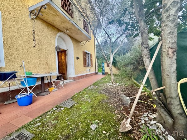appartamento in vendita a Toano in zona Massa