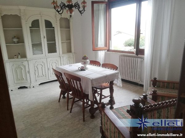 appartamento in vendita a Toano in zona Massa