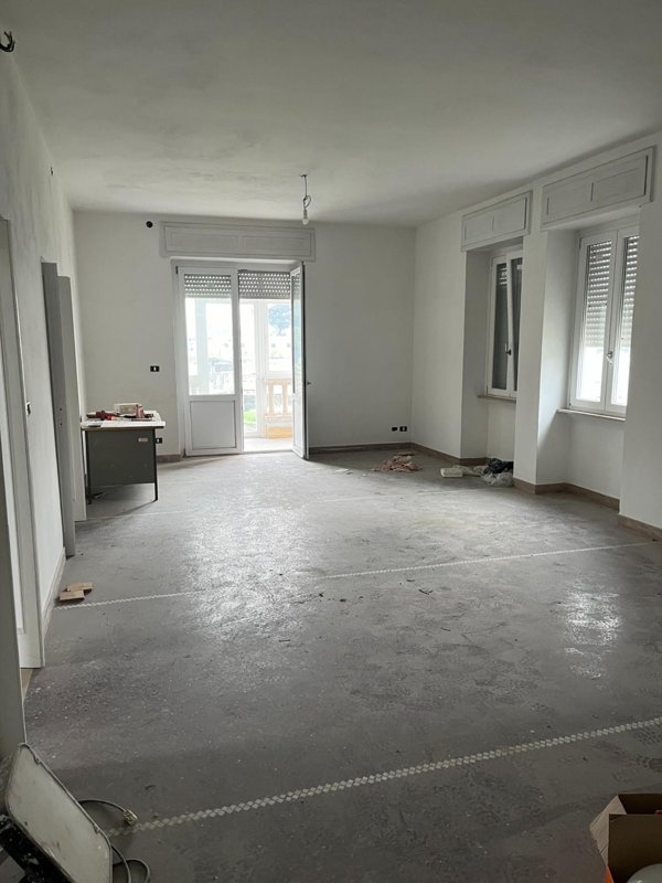 casa indipendente in vendita a Toano in zona Massa