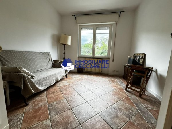 appartamento in vendita a Toano in zona Massa