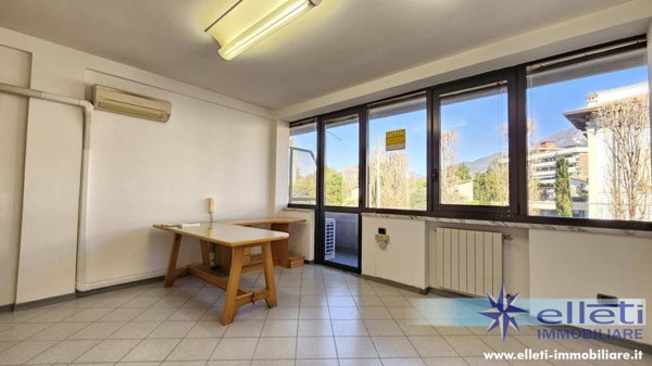 appartamento in vendita a Toano in zona Massa