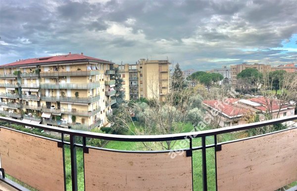 appartamento in vendita a Toano in zona Massa
