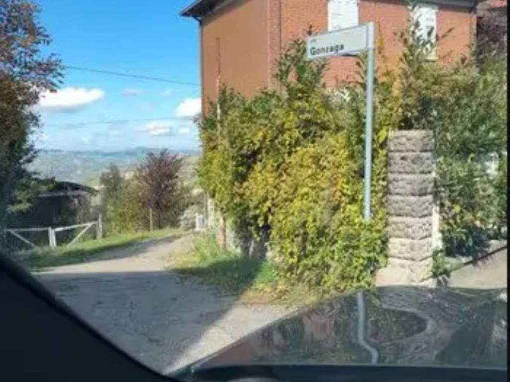 casa indipendente in vendita a Toano in zona Quara
