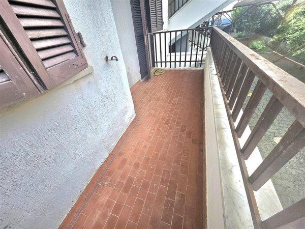 appartamento in vendita a Toano in zona Massa