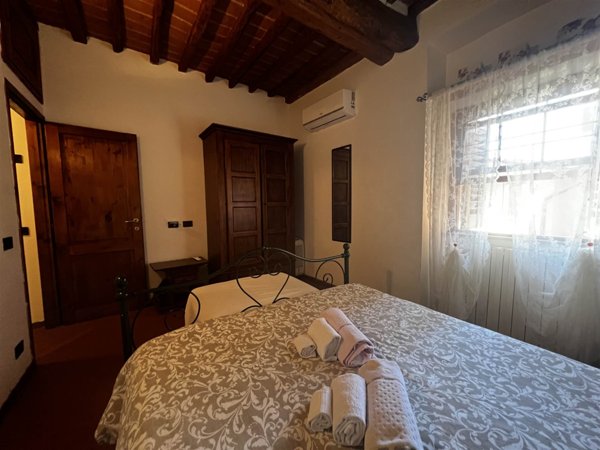 appartamento in vendita a Toano in zona Massa