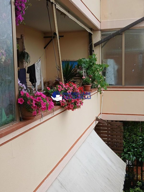 appartamento in vendita a Toano in zona Massa
