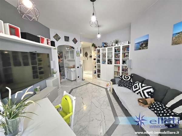 appartamento in vendita a Toano in zona Massa