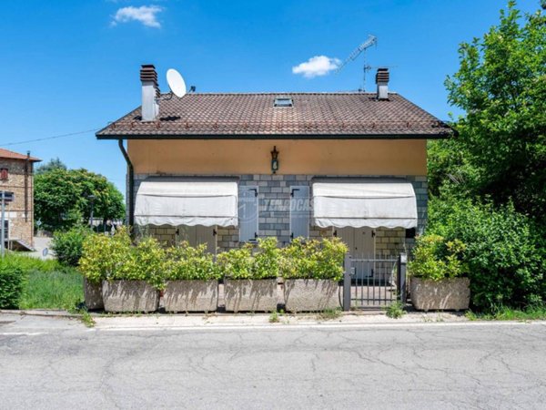 casa indipendente in vendita a Toano in zona Cerredolo