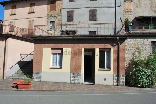 appartamento in vendita a Toano in zona Quara