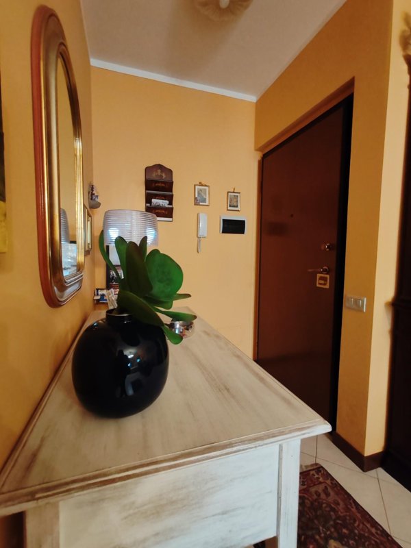 appartamento in vendita a Toano in zona Massa