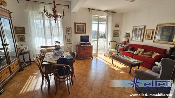 appartamento in vendita a Toano in zona Massa