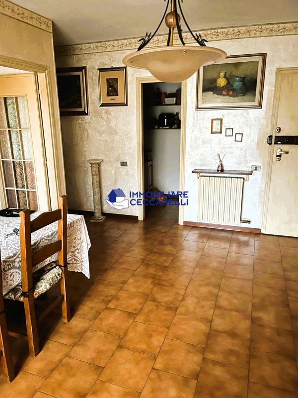 appartamento in vendita a Toano in zona Massa