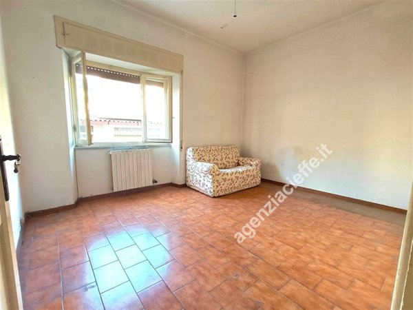 appartamento in vendita a Toano in zona Massa