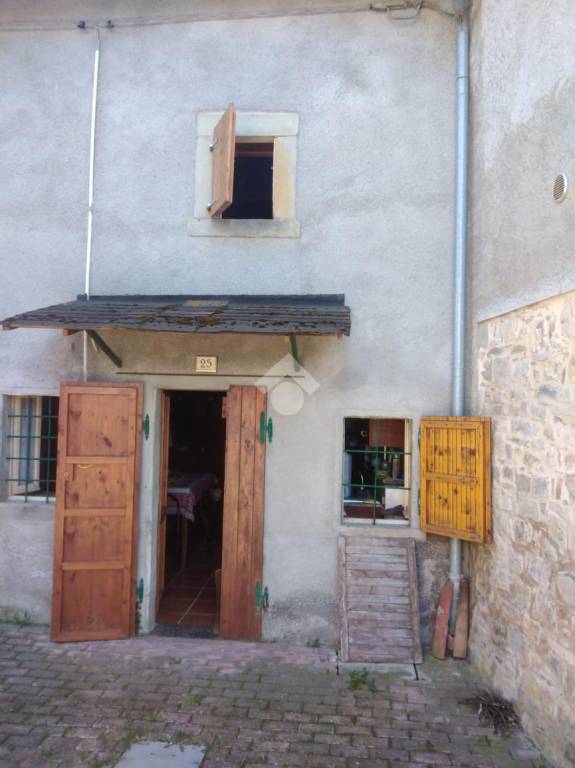 casa indipendente in vendita a Toano in zona Montebiotto