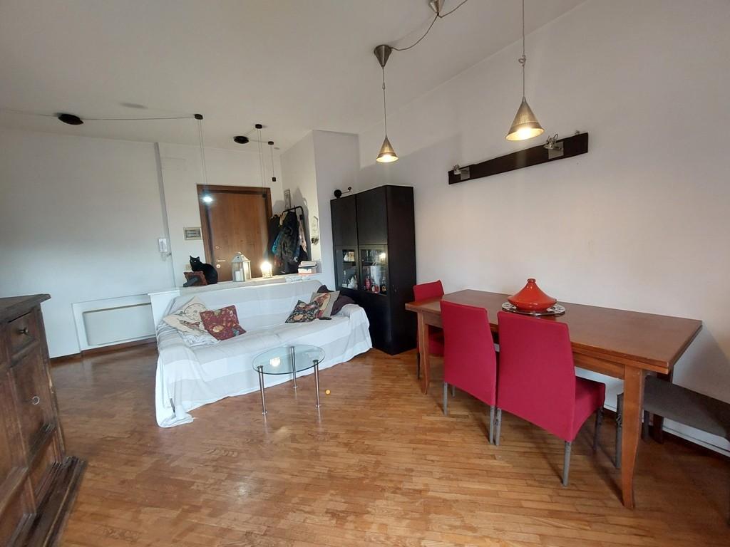 appartamento in vendita a Toano in zona Massa