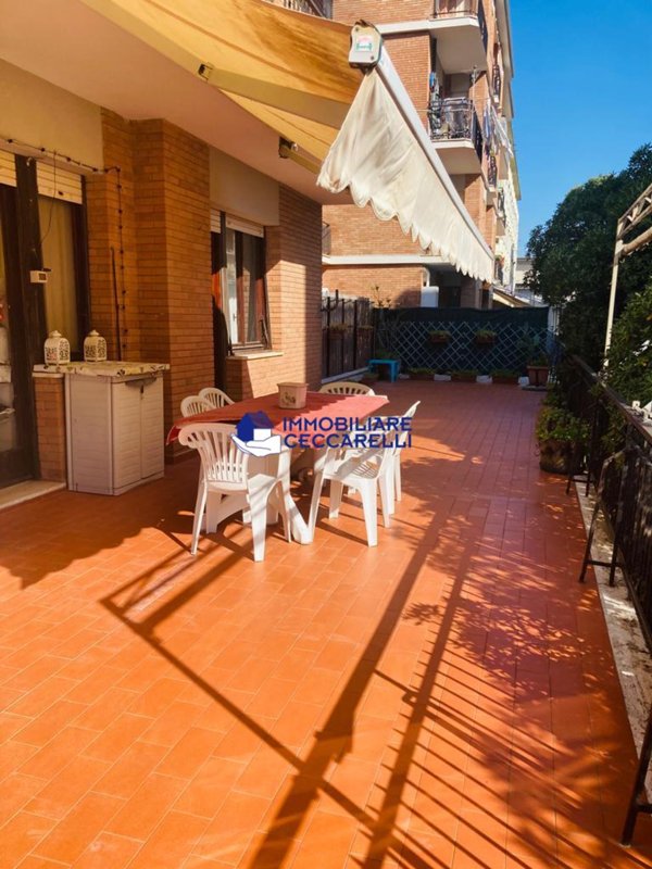 appartamento in vendita a Toano in zona Massa