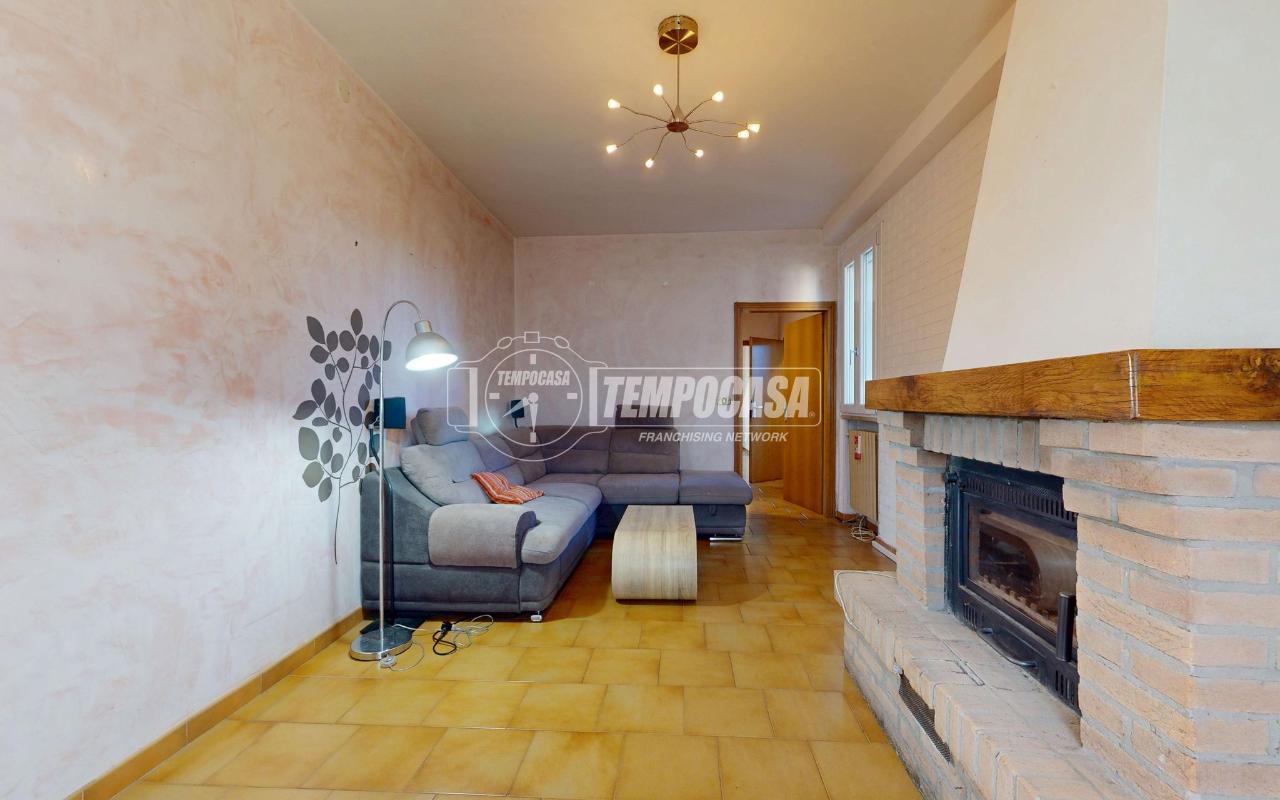 casa indipendente in vendita a Toano in zona Corneto