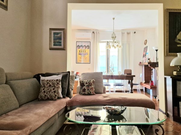 appartamento in vendita a Toano in zona Massa