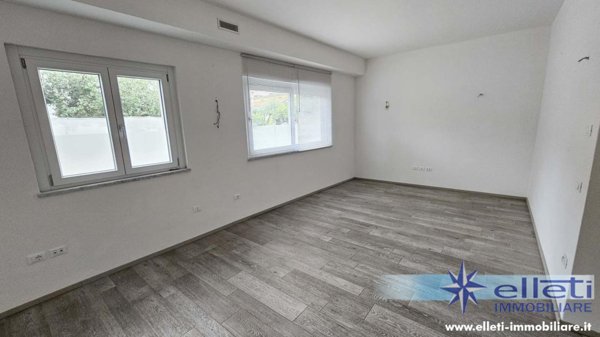 appartamento in vendita a Toano in zona Massa